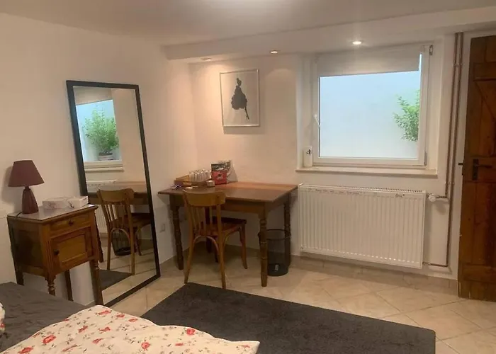 Souterrain Whg Im Einfamilienhaus -zentral In Frankfurt Apartament